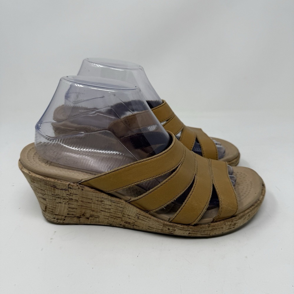 Crocs A Leigh Wedge Sandals Womens 9 Strap Slip On Comfort Shoes Cork Heel Tan